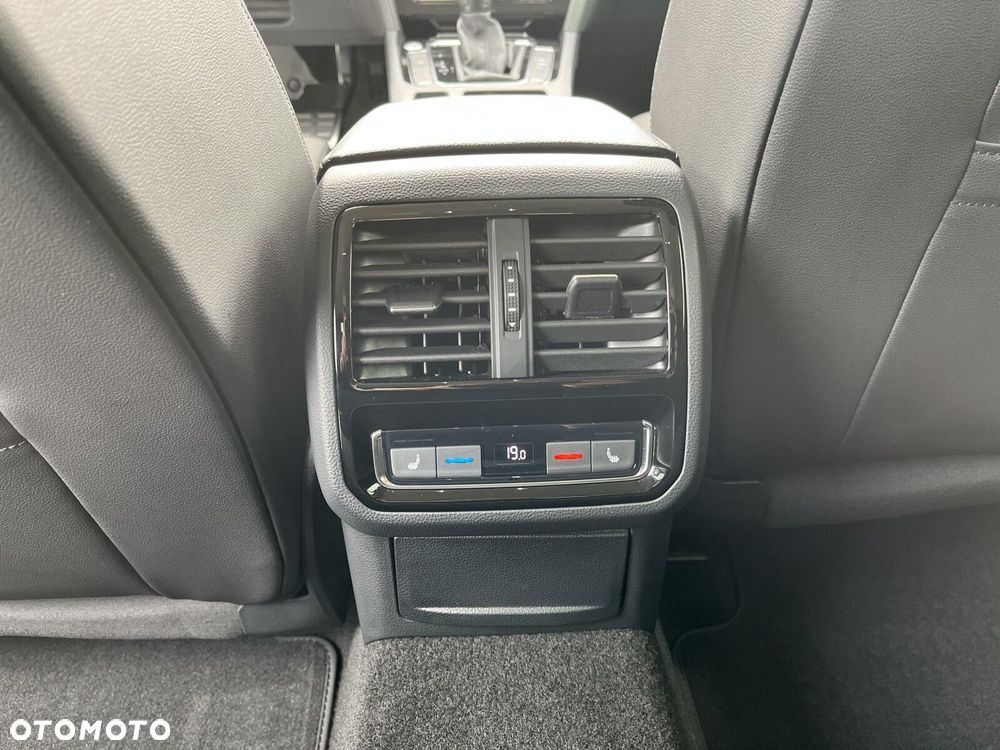 Volkswagen Arteon 2.0 TDI Elegance DSG - 22