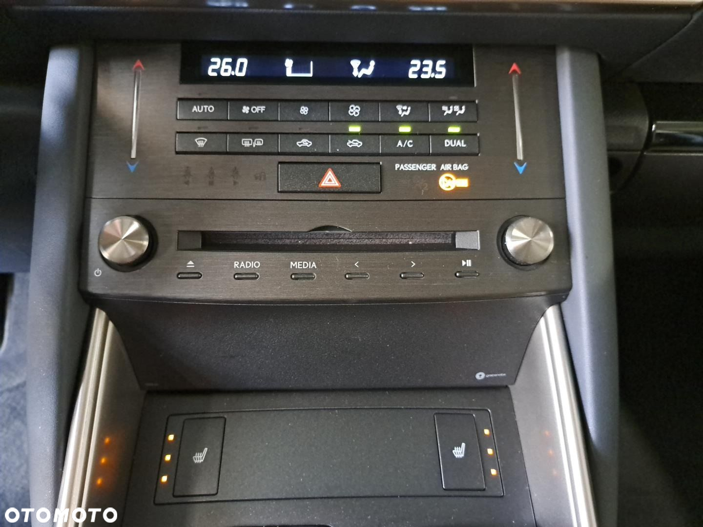 Lexus IS - 25