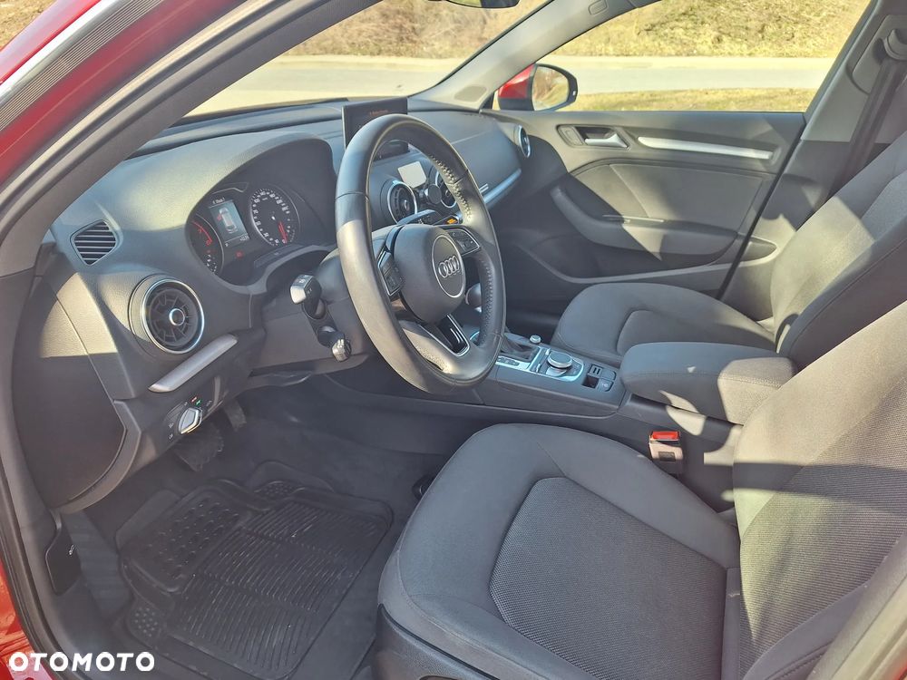 Audi A3 Sportback 35 TFSI S tronic - 20
