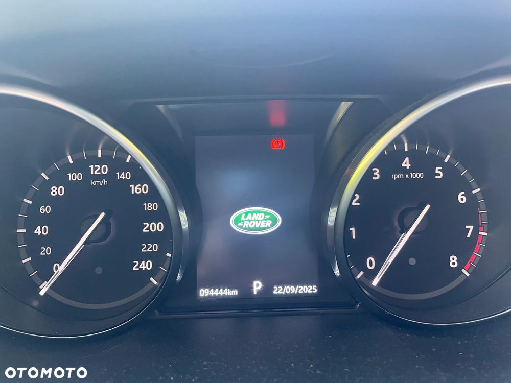 Land Rover Discovery Sport - 11