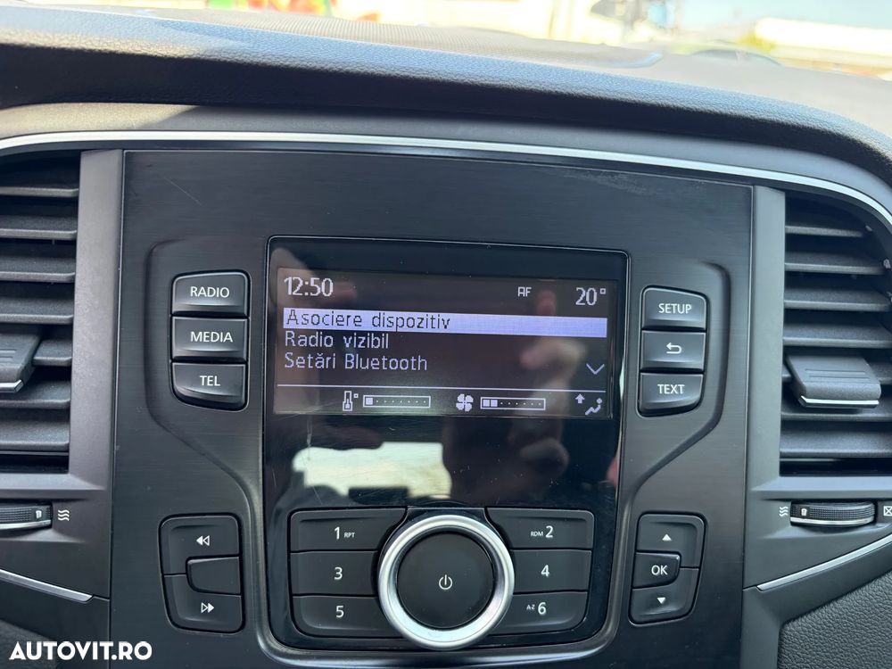 Renault Megane TCe GPF Zen - 24