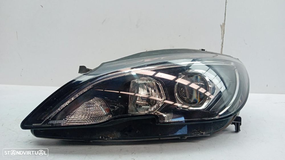 Ótica / farol esquerda PEUGEOT 308 II - 1