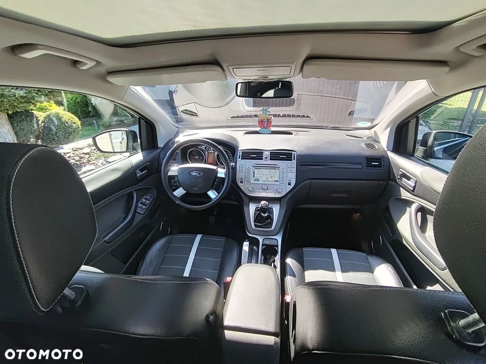 Ford Kuga 2.0 TDCi 4WD Titanium Plus - 29