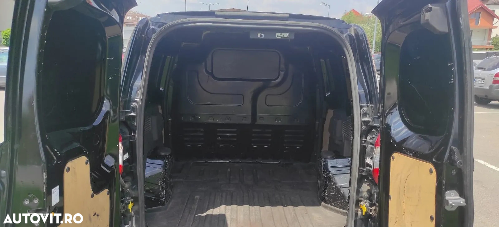 Ford TRANSIT COURIER - 11