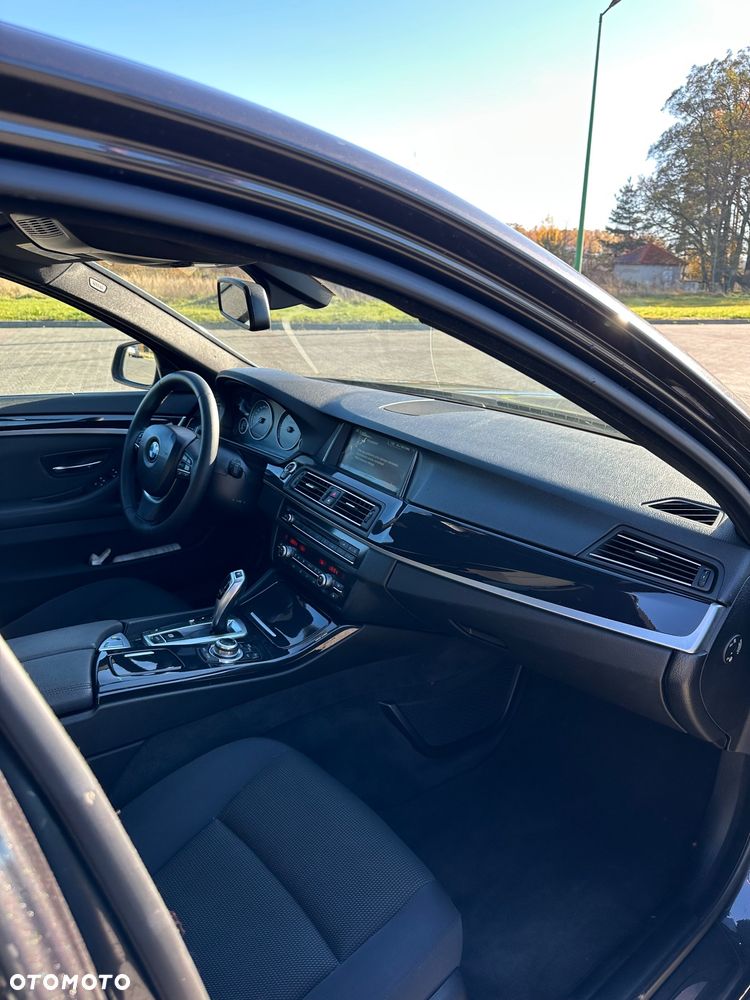 BMW Seria 5 - 21