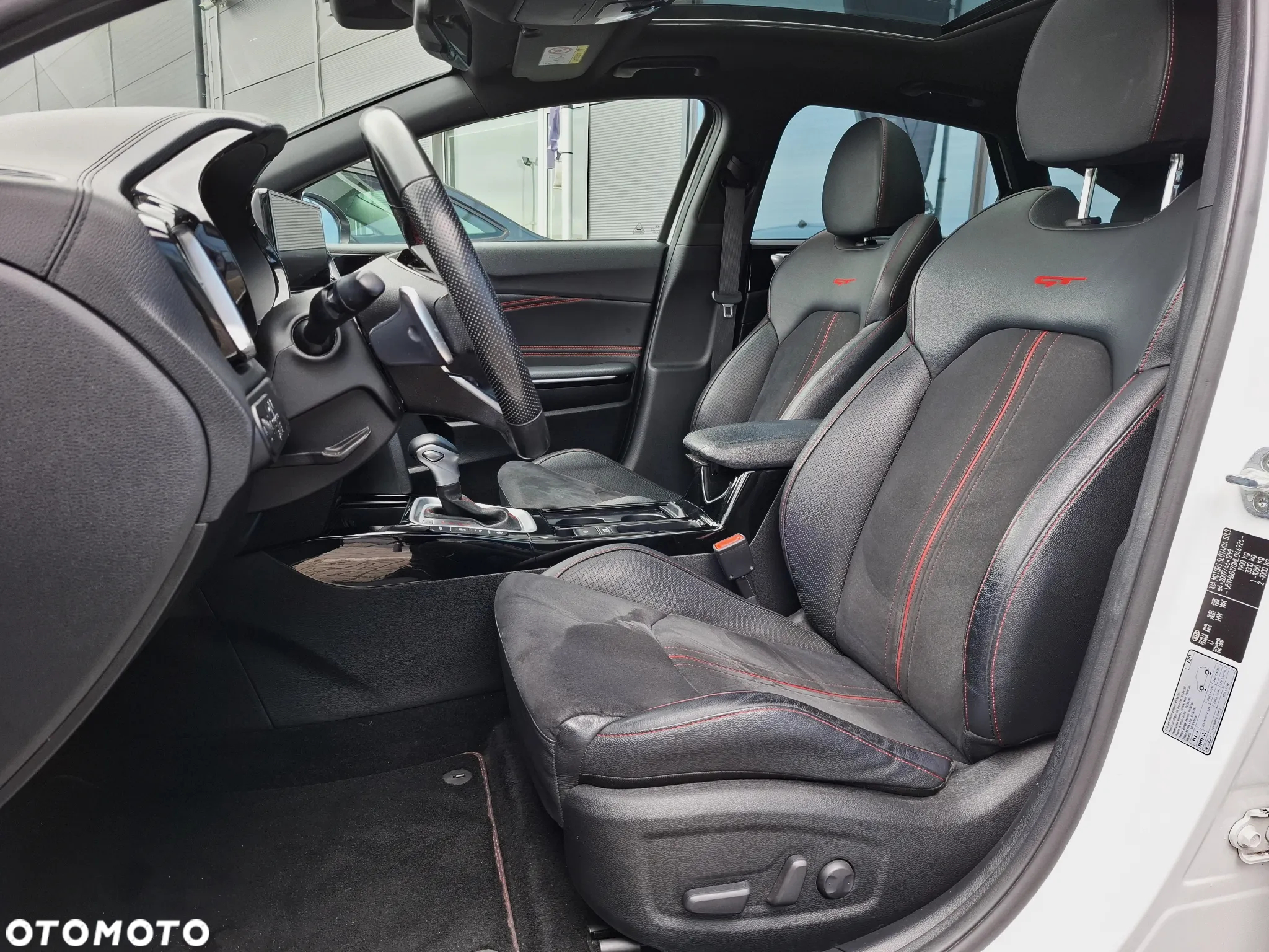 Kia ProCeed 1.6 T-GDI GT DCT - 11