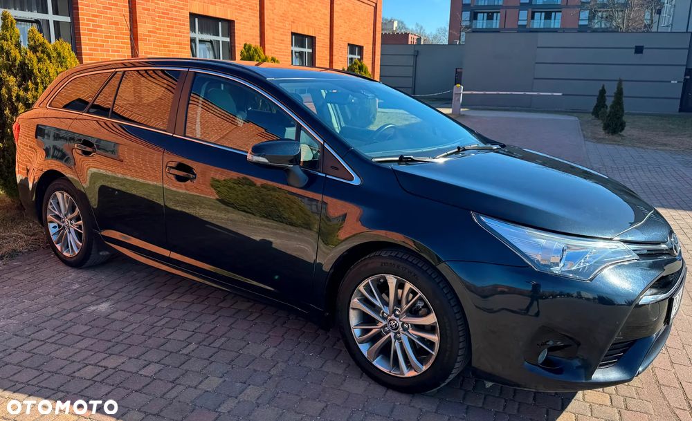 Toyota Avensis Touring Sports 1.6 D-4D Executive - 36