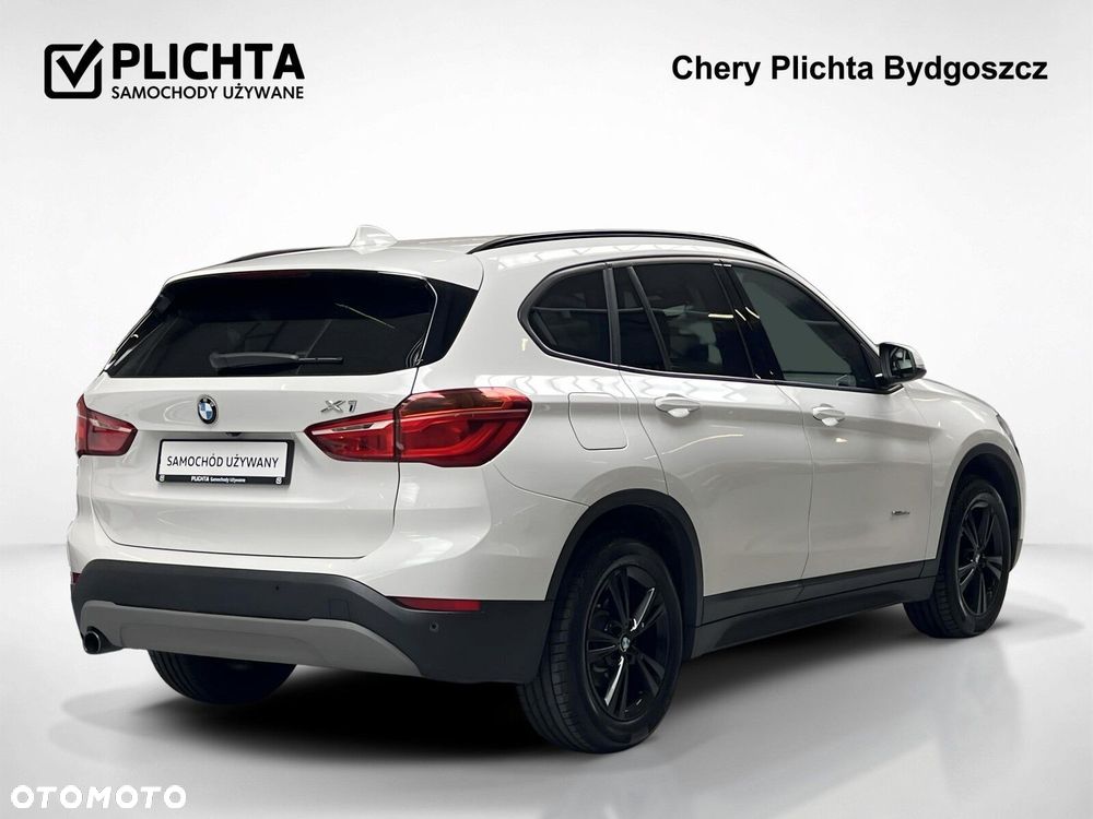 BMW X1 xDrive18d Sport Line - 6