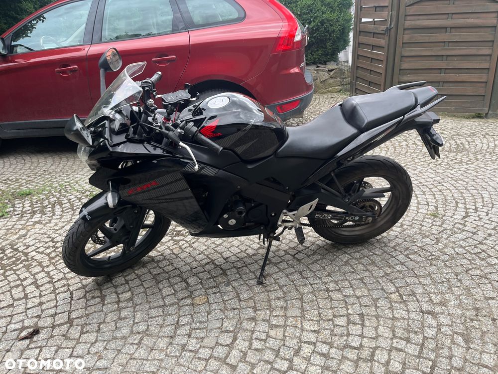 Honda CBR - 9