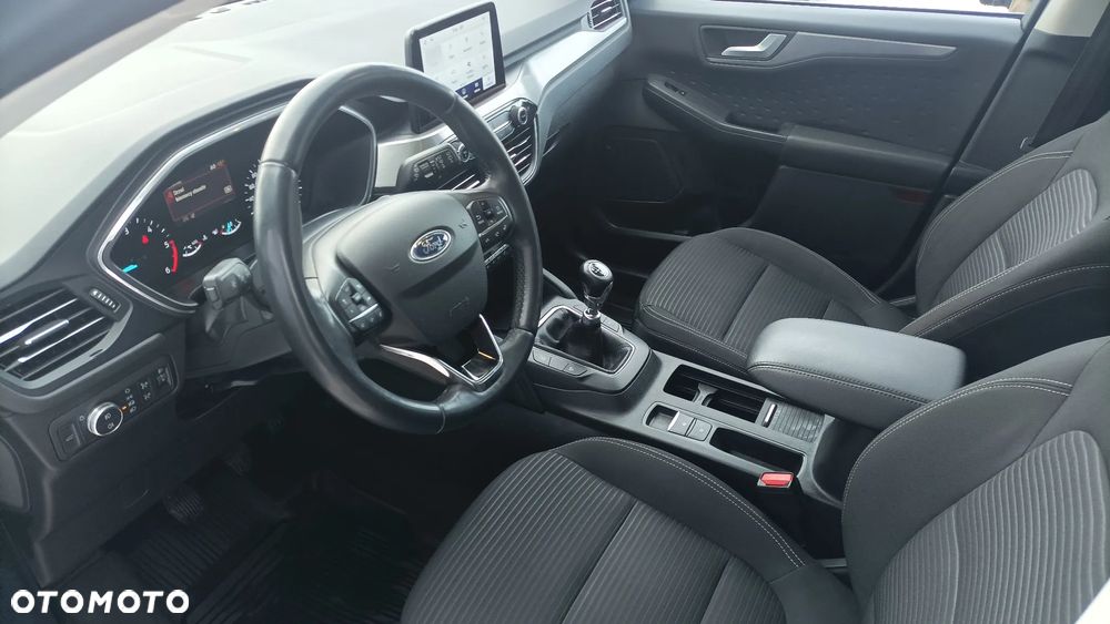 Ford Kuga 2.0 TDCi FWD Titanium - 17