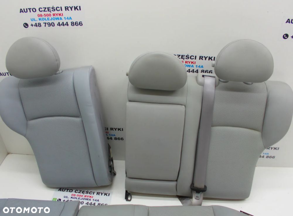 Mercedes W203 Kombi Fotele Kanapa Siedzenia - 17