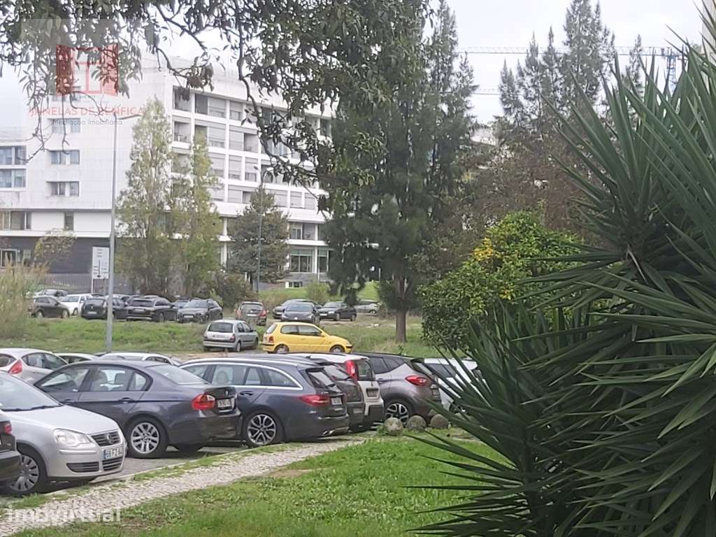 T2 totalmente remodelado, cozinha equipada- Lisboa - Grande imagem: 4/15