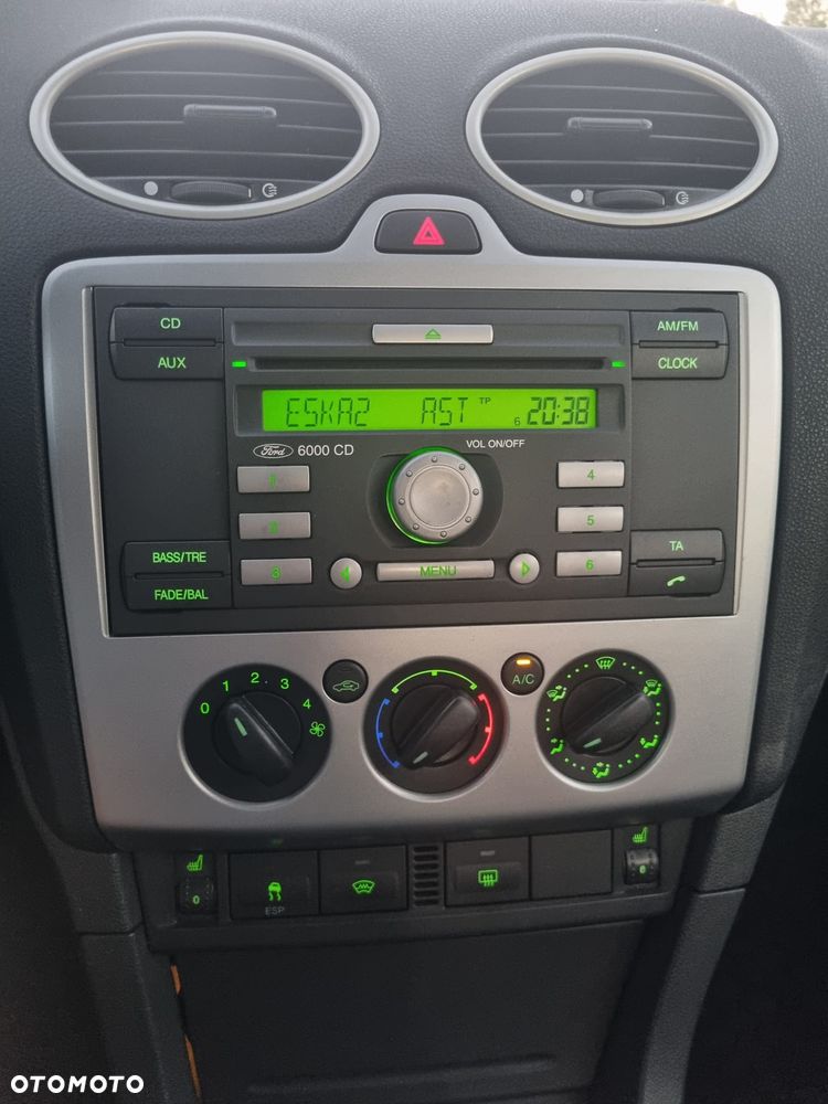 Ford Focus - 8