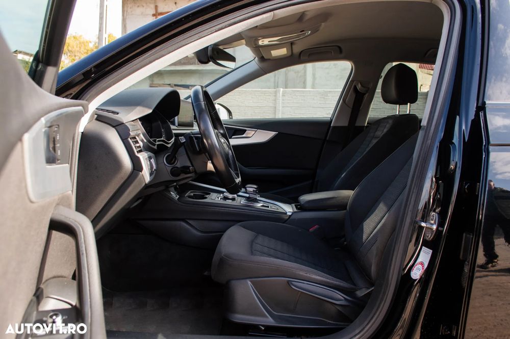 Audi A4 2.0 TDI S tronic Design - 25