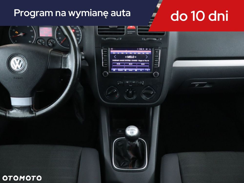 Volkswagen Golf - 14