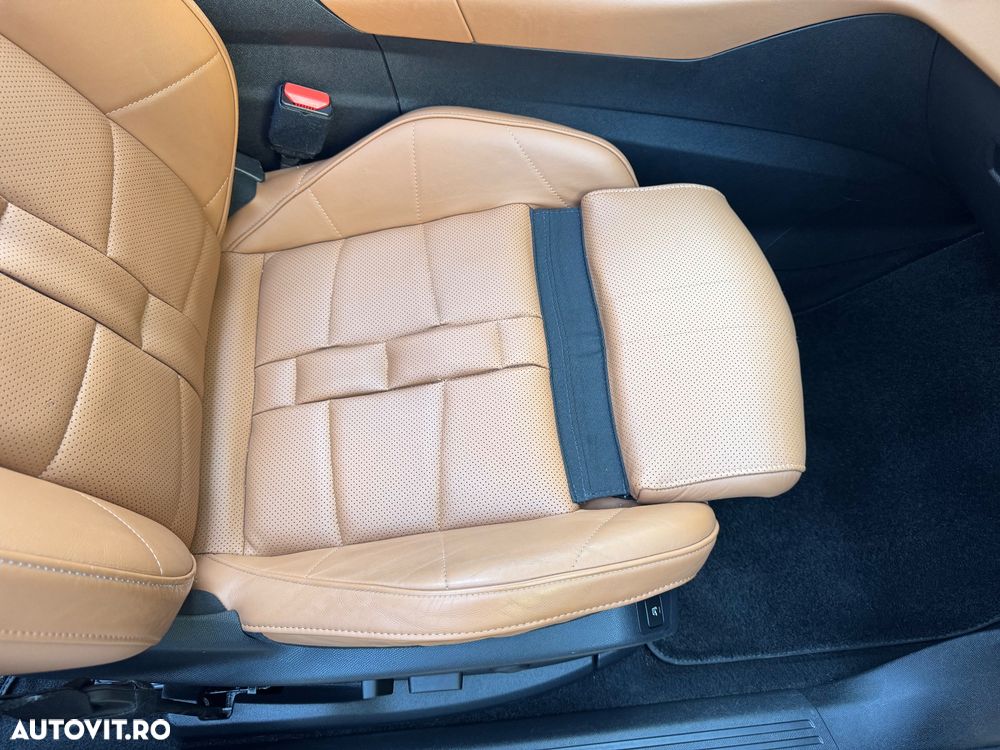 DS Automobiles DS 7 Crossback - 34