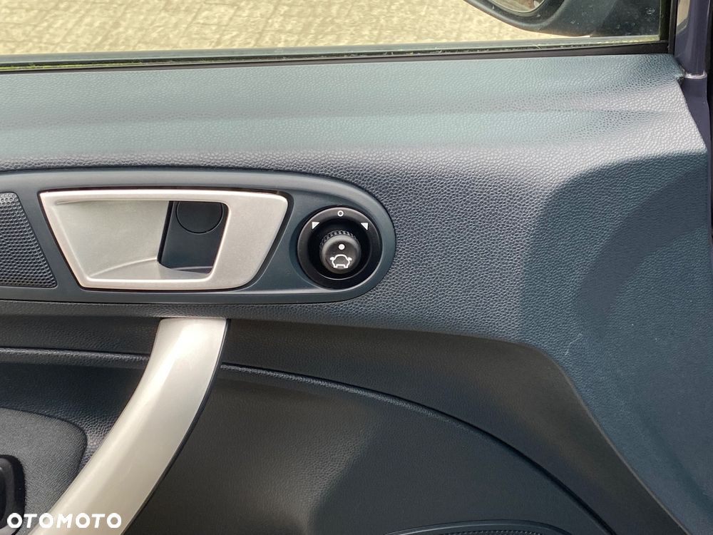 Ford Fiesta 1.4 Titanium EU5 - 26