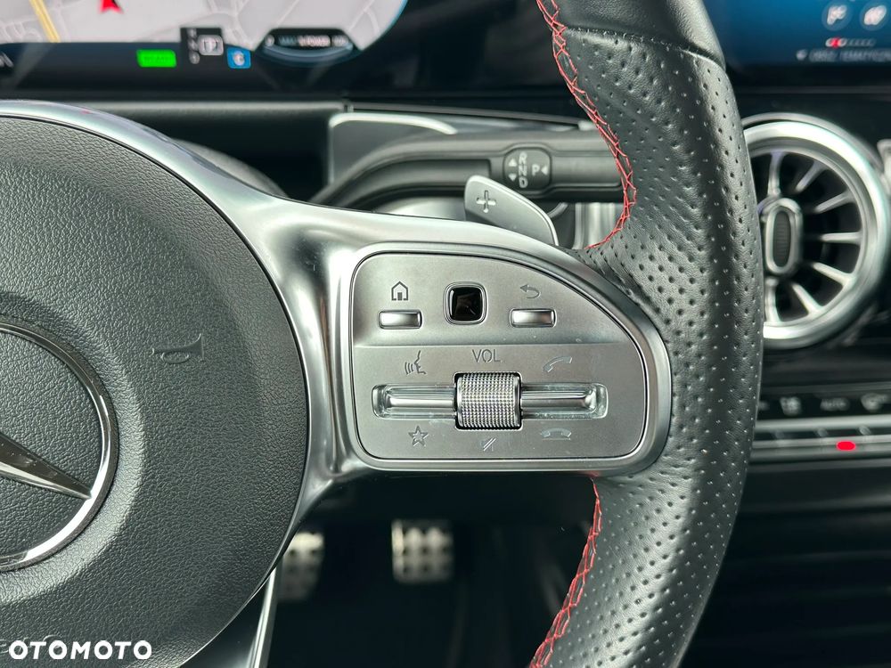 Mercedes-Benz EQB 250 66.5kWh AMG - 17