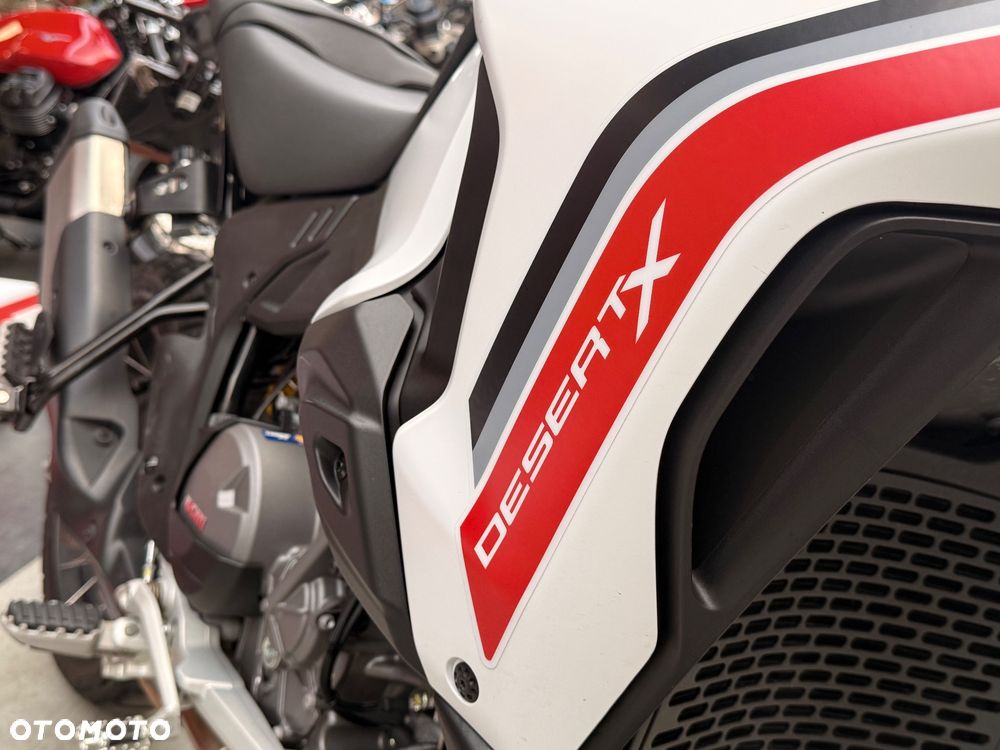 Ducati DesertX - 12
