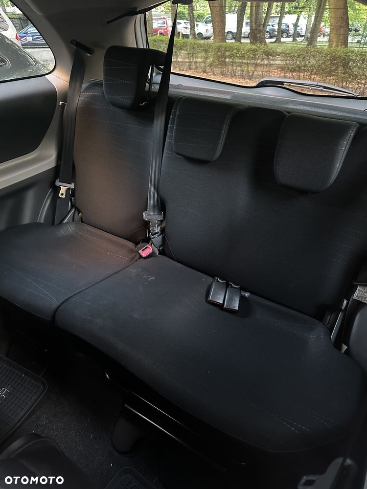 Toyota Yaris 1.3 Sol - 29