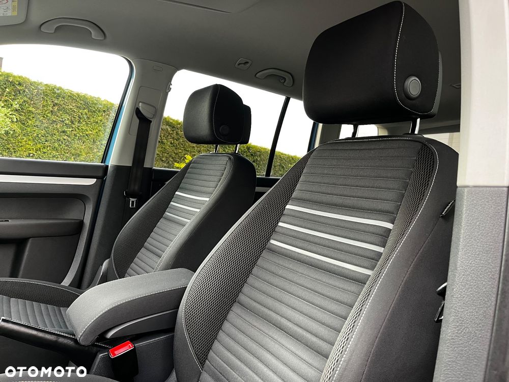 Volkswagen Touran 2.0 TDI DPF Cup - 12