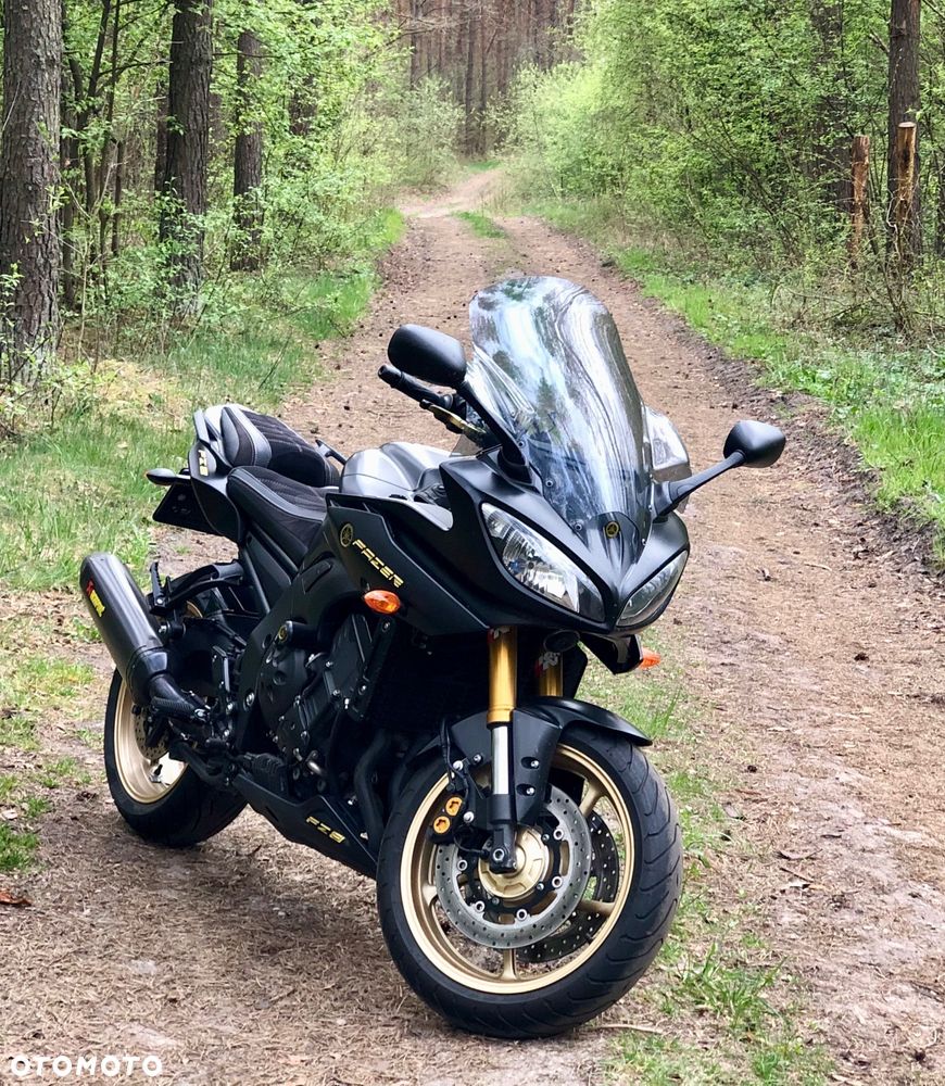 Yamaha FZ8 - 6