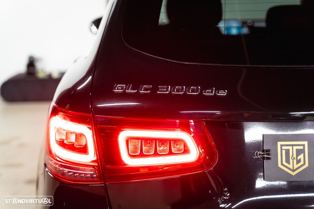 Mercedes-Benz GLC 300 de 4Matic 9G-TRONIC AMG Line - 20
