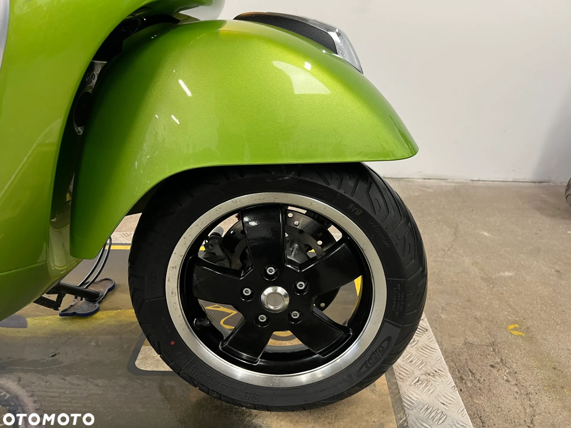 Vespa GTS - 9