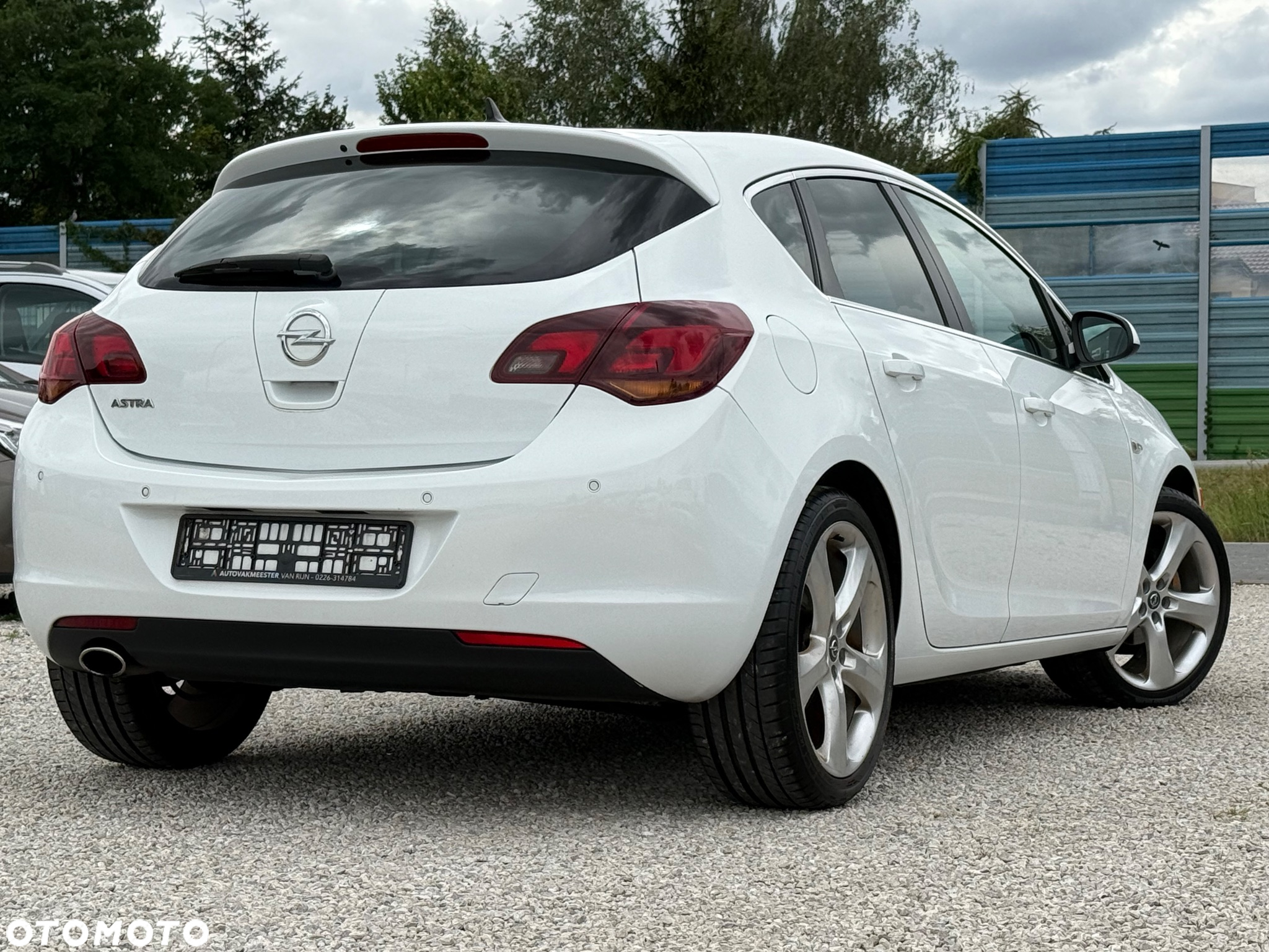Opel Astra 1.4 Turbo Cosmo - 12