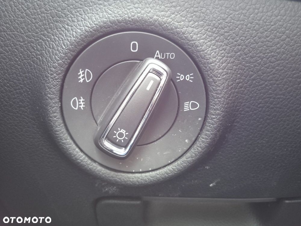 Skoda Superb 1.5 TSI Ambition DSG - 23