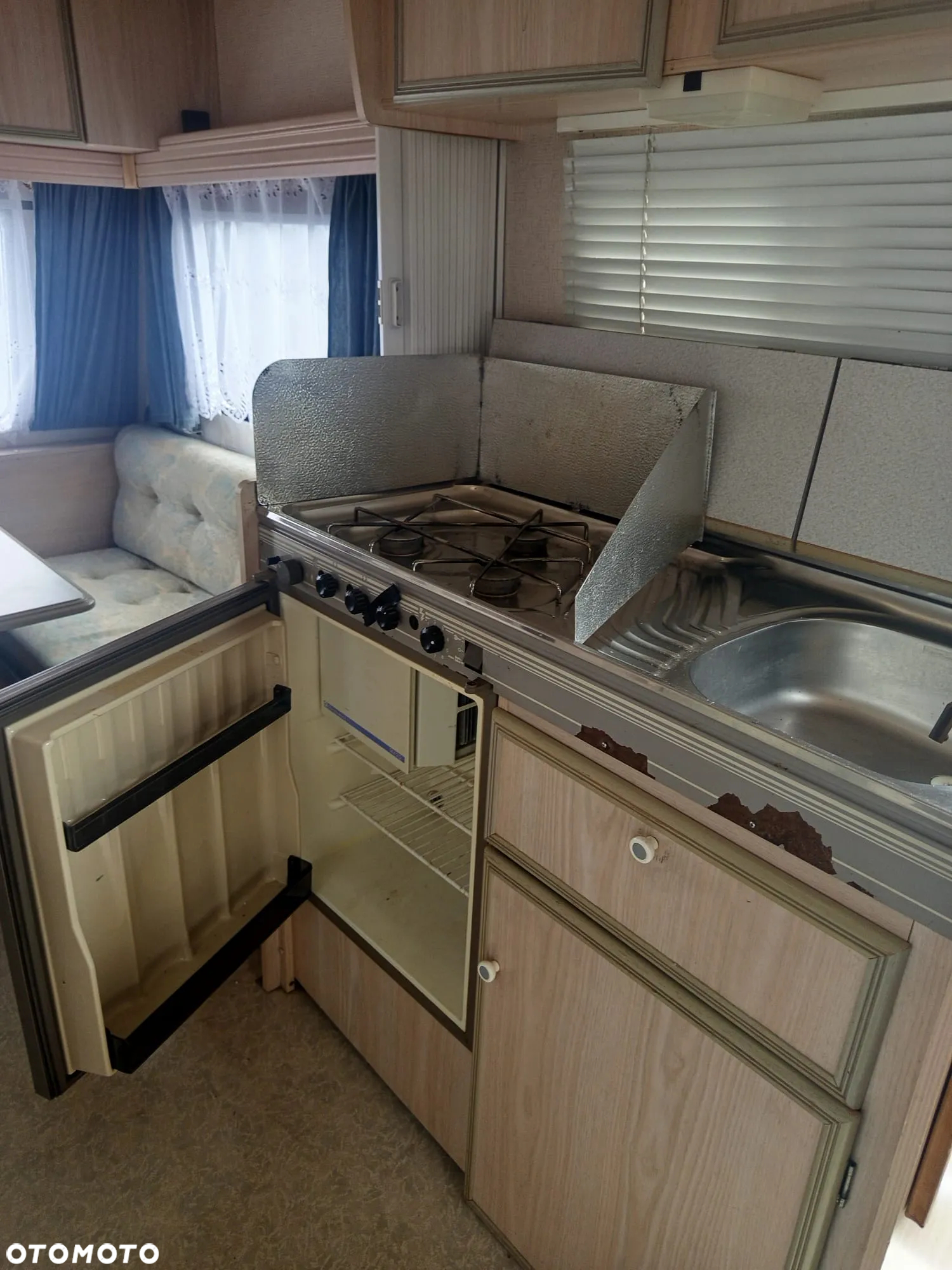 Chateau Guau A3700 - 13