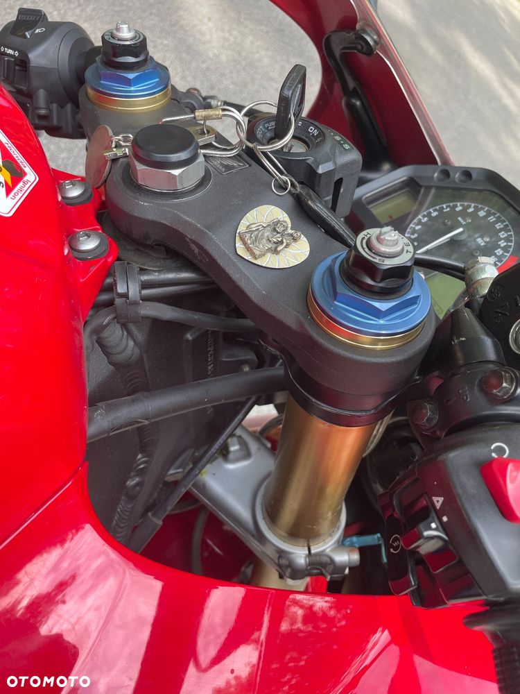 Honda CBR - 9