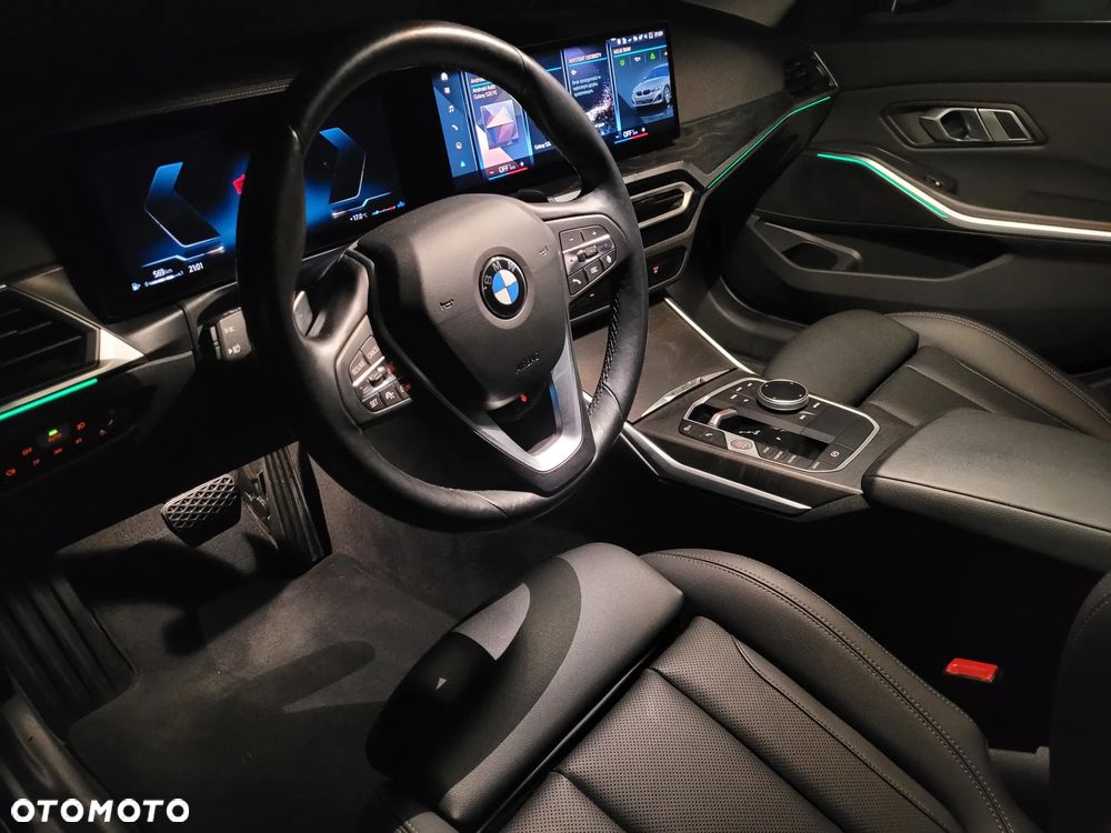 BMW Seria 3 320d xDrive mHEV sport - 34