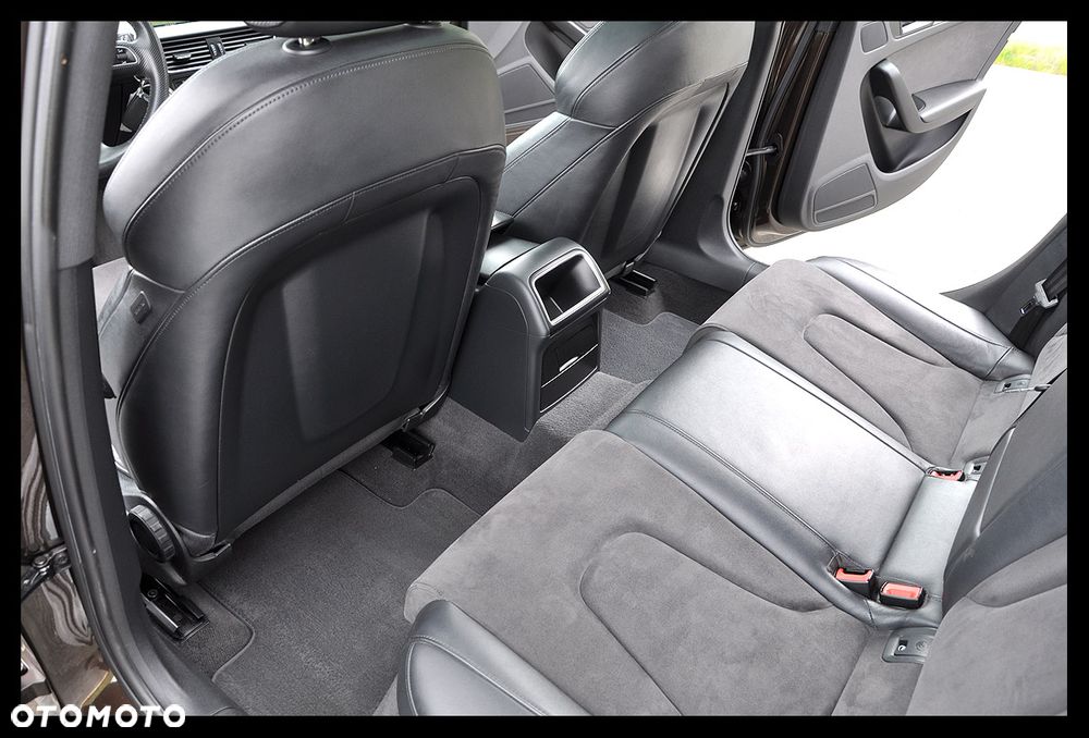 Audi A4 Avant 3.0 TDI DPF quattro S line Sportpaket (plus) - 25