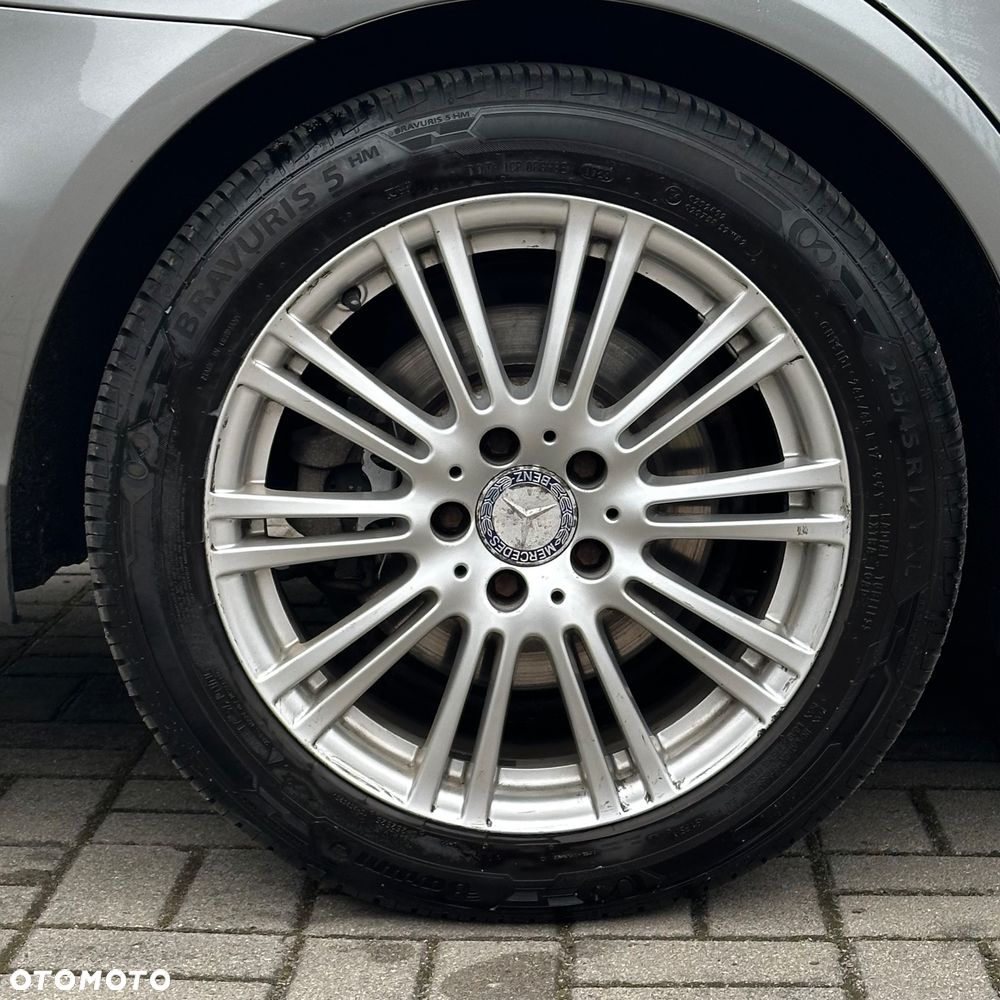 Mercedes-Benz Klasa E 350 CDI DPF BlueEFFICIENCY 7G-TRONIC Elegance - 9