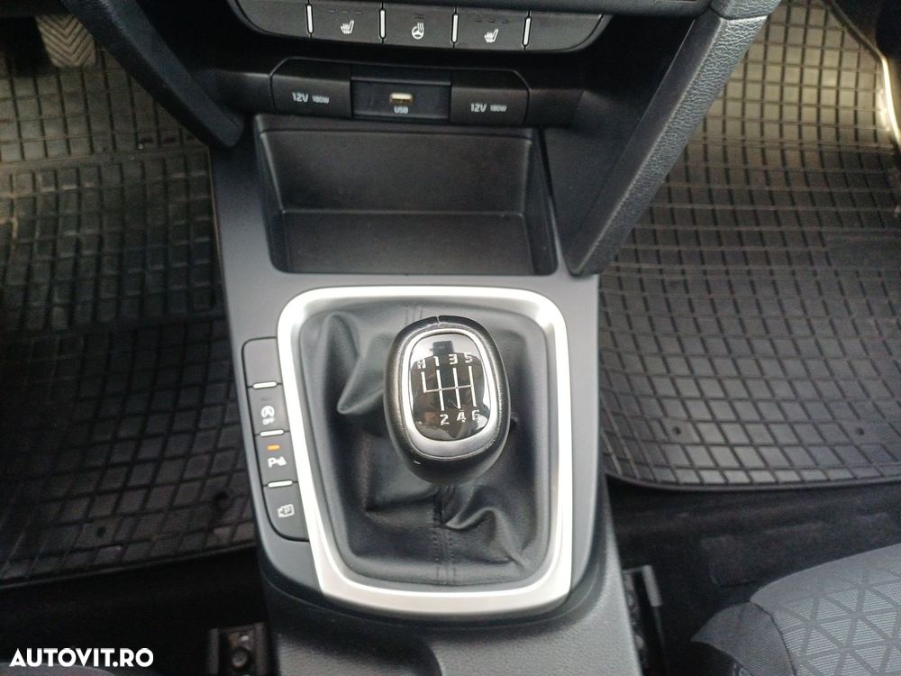 Kia Ceed - 17