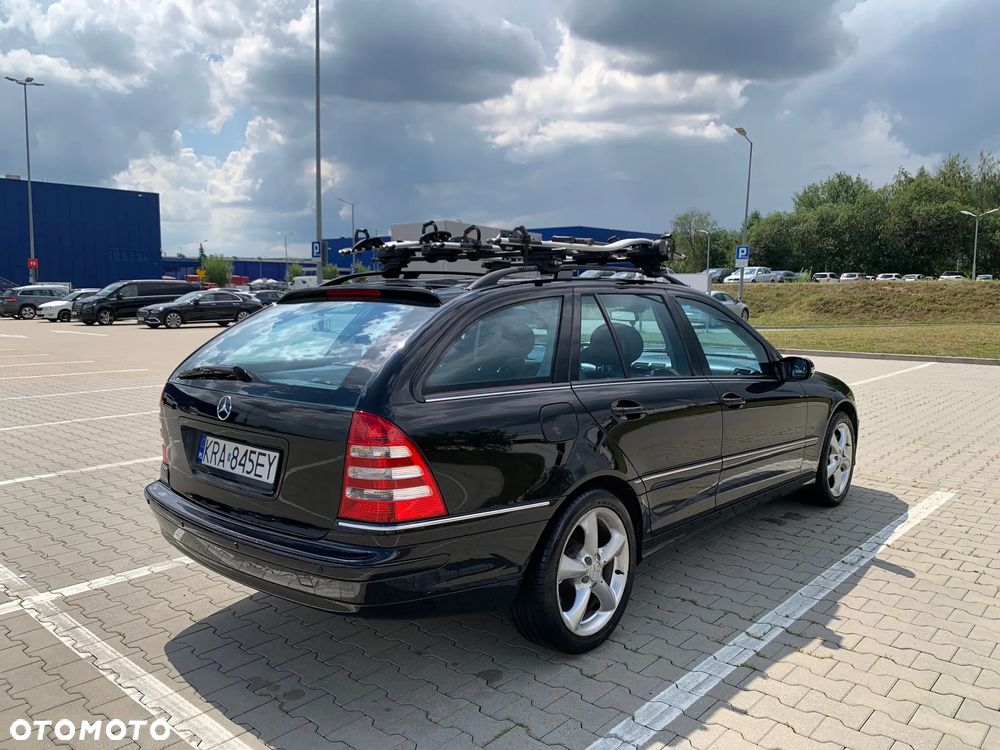 Mercedes-Benz Klasa C 350 T Avantgarde 4-Matic - 19