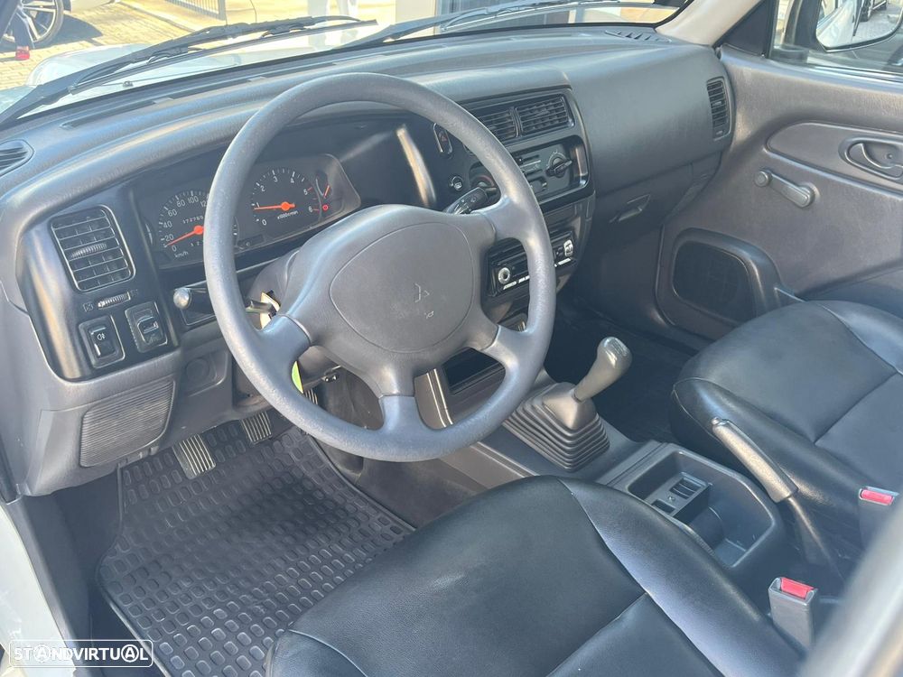 Mitsubishi L200 2.5 TD Cabine Dupla / Caixa Alumínio /  Com Iva - 11