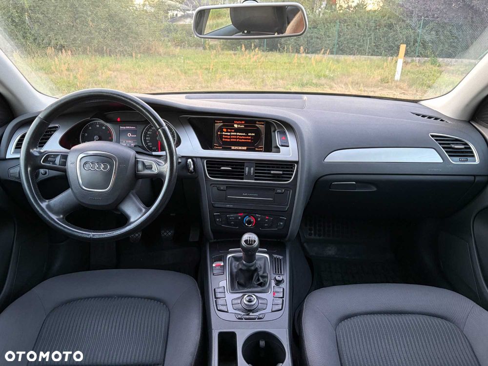 Audi A4 Avant - 6