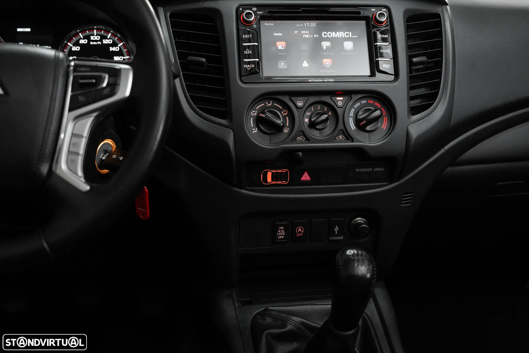 Mitsubishi L200 2.3 DI-D Club Invite 4WD - 20