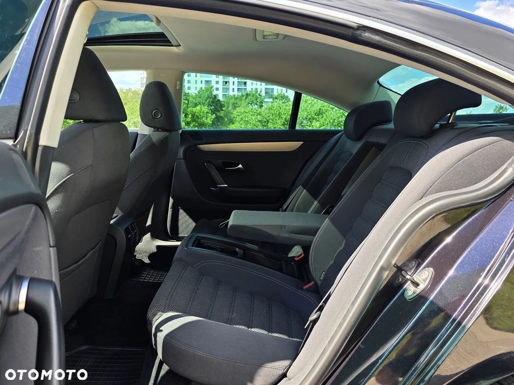 Volkswagen Passat CC 1.8 TSI DSG Exclusive - 29