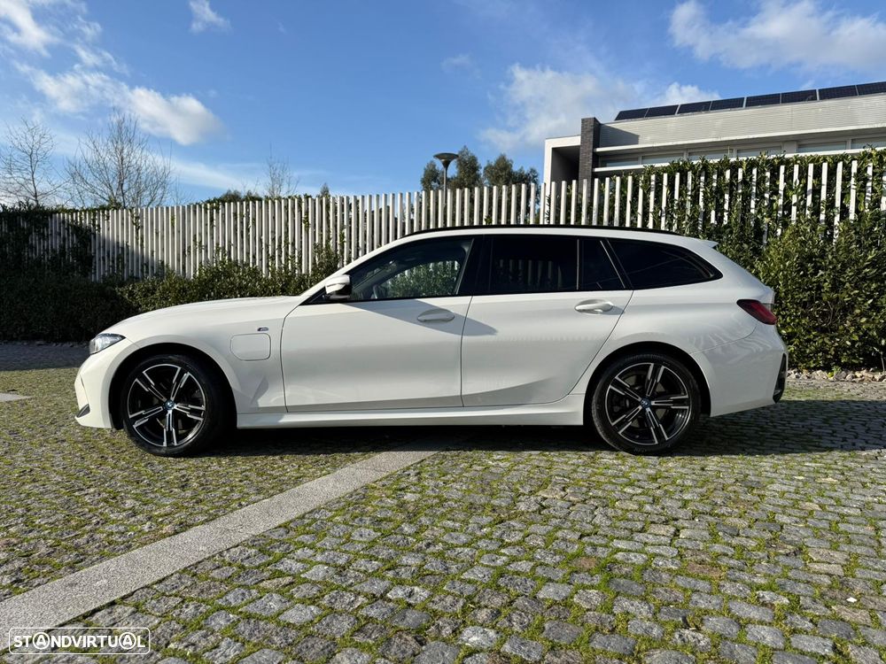 BMW 330 e Aut. M Sport - 2