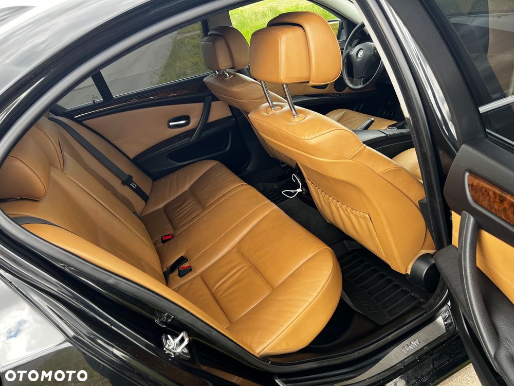 BMW Seria 5 530d - 16