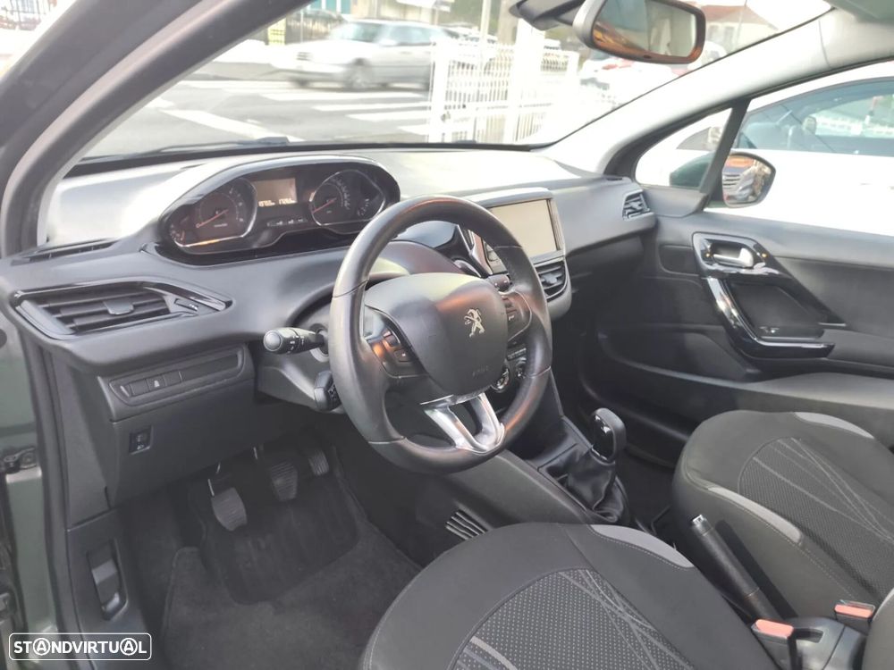 Peugeot 208 1.4 HDi Active - 12