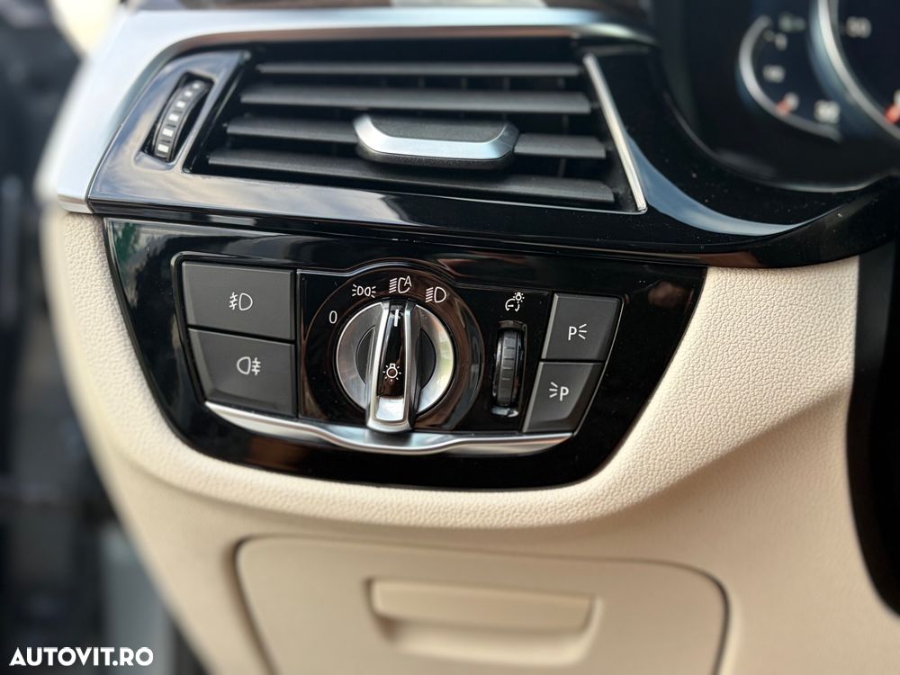 BMW Seria 5 - 33