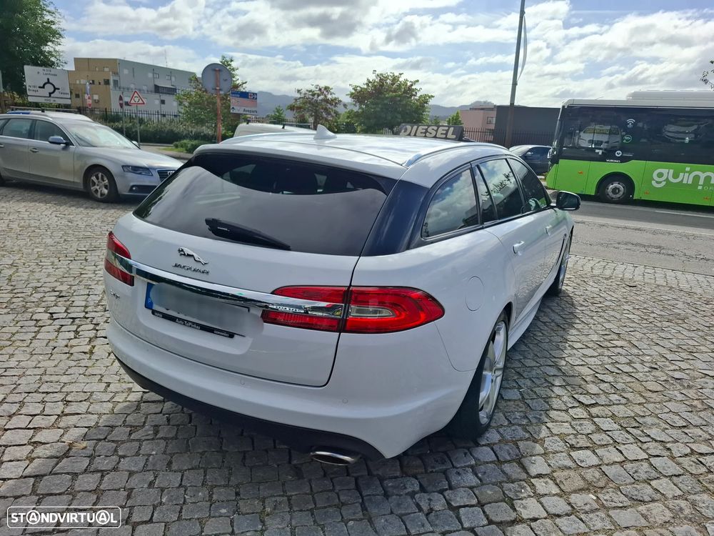 Jaguar XF Sportbrake 2.2 D R-Sport - 22