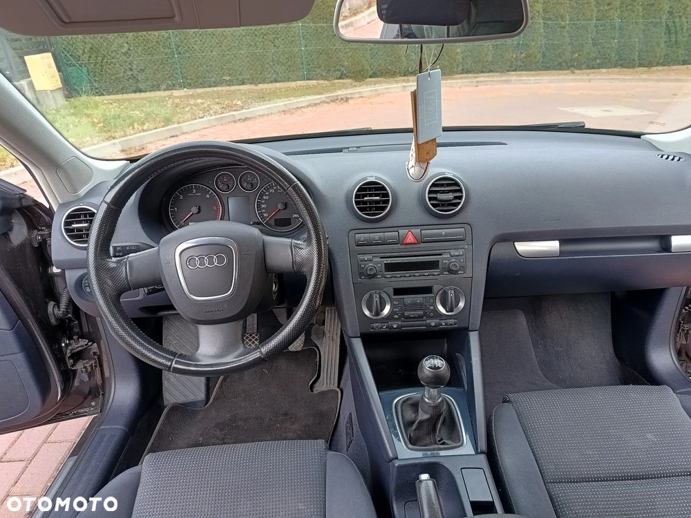 Audi A3 Sportback 2.0 TDI Ambiente - 22