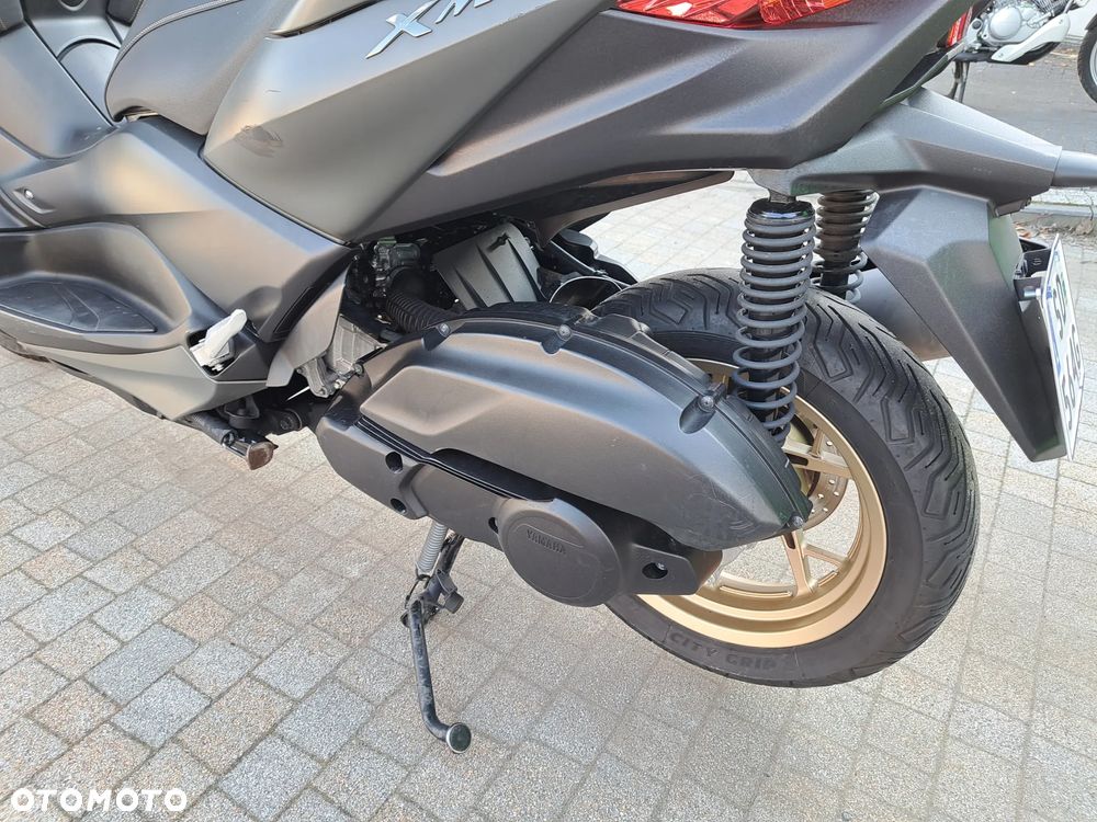 Yamaha X-max - 9