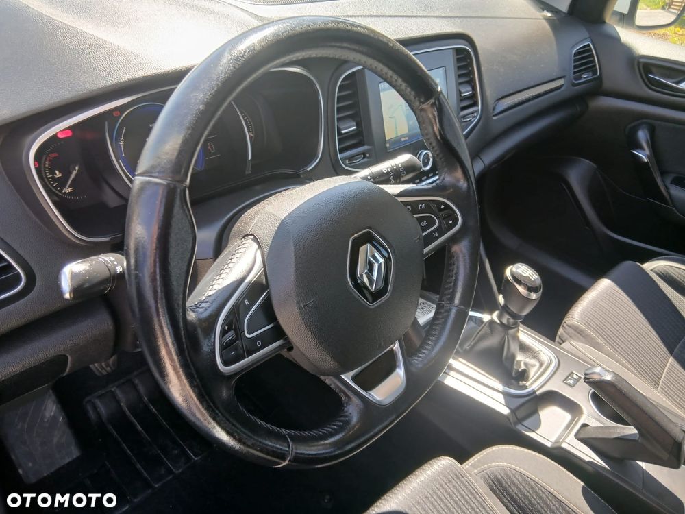 Renault Megane 1.5 dCi Energy Bose EU6 - 34