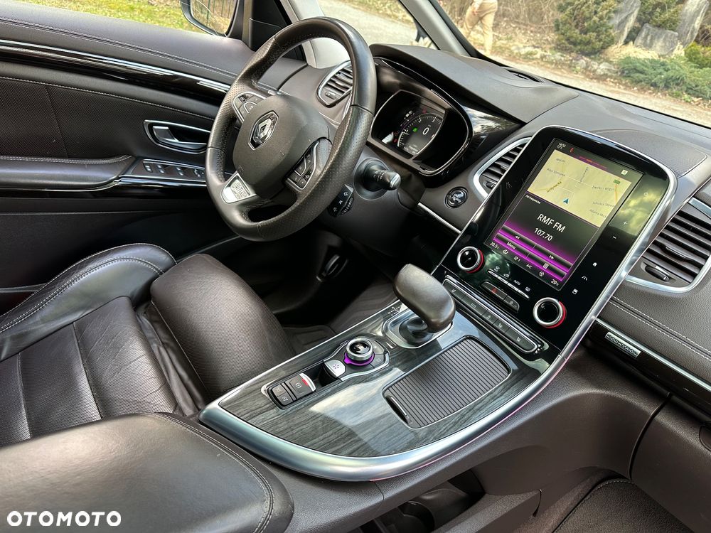 Renault Espace 1.6 dCi Energy Initiale Paris EDC - 28